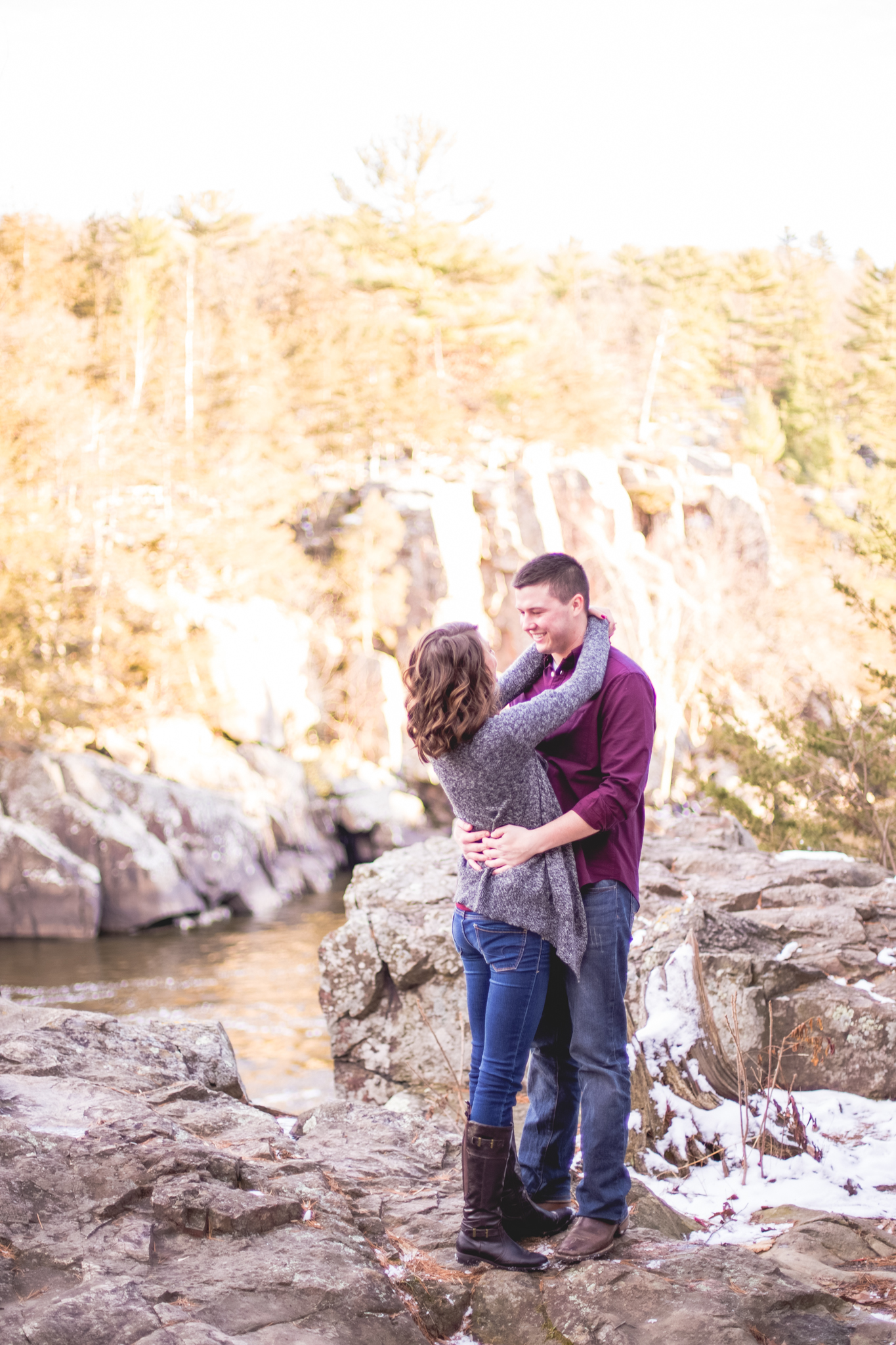 engagement photos in taylors falls